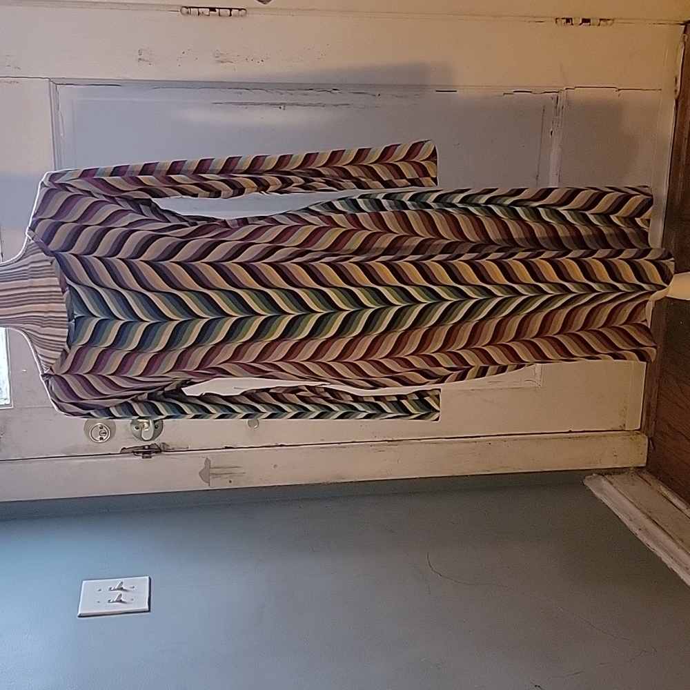 HP🎉 NWOT uniqe multicolored LuLaRoe dress
